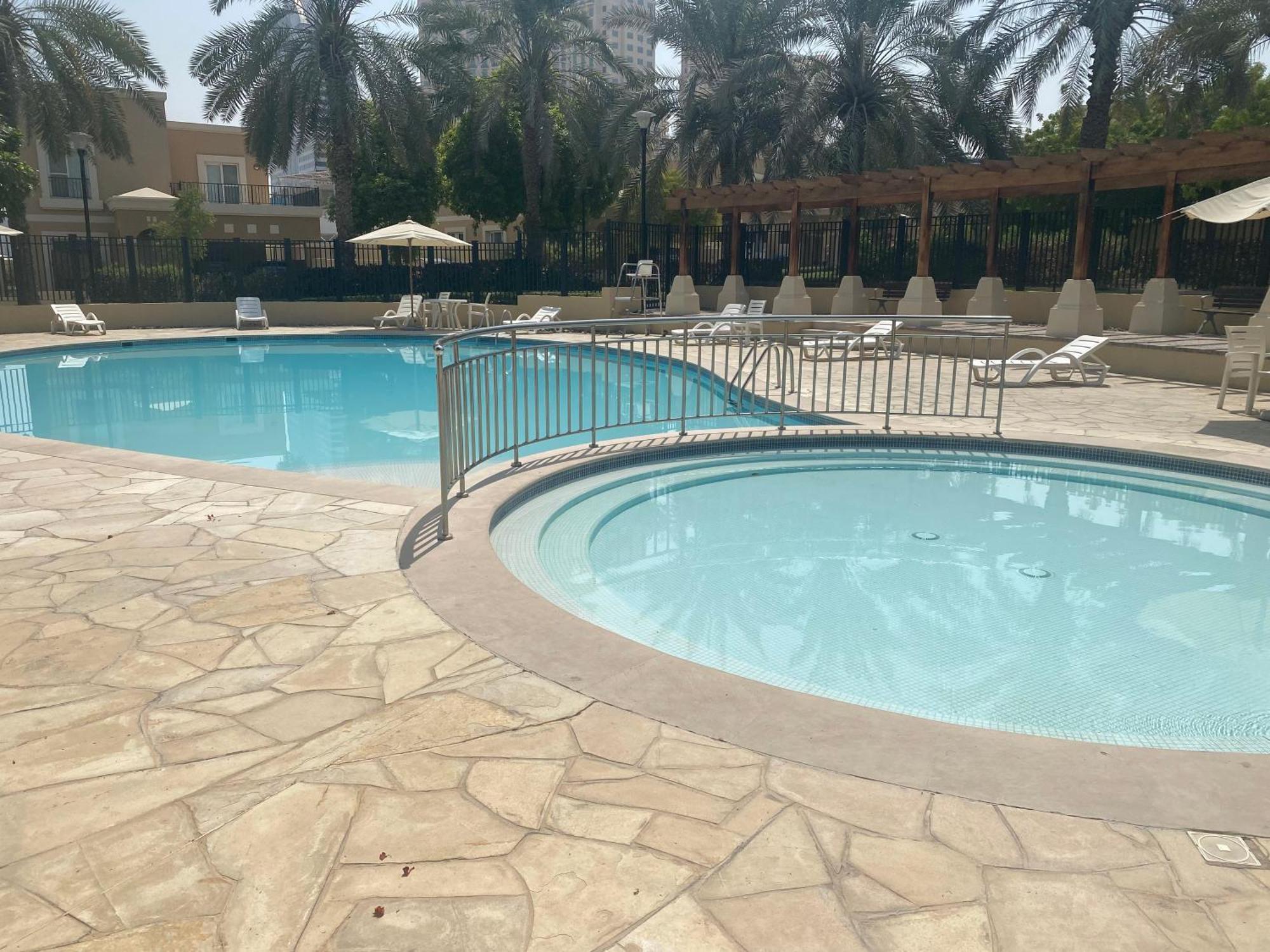 Spacious 4-Bedroom Villa, Children Friendly Dubaj Exteriér fotografie